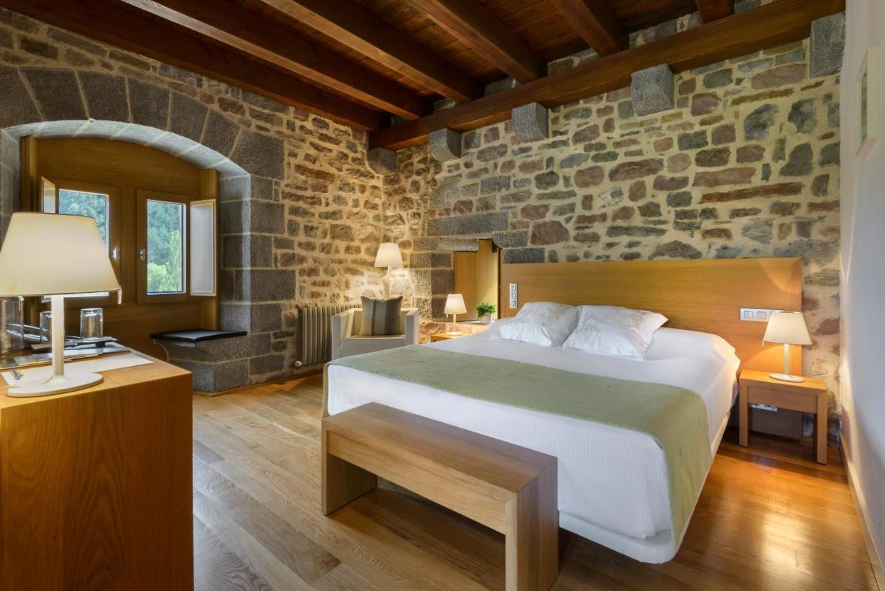 Hotel Rural Torre De Uriz ภายนอก รูปภาพ